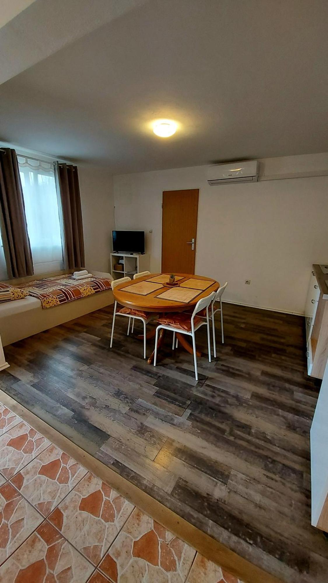House Mesic Appartement Smoljanac Kamer foto